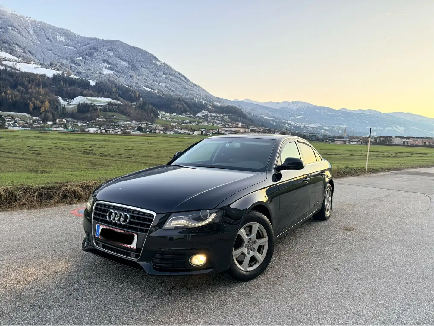 Audi A4 Schwarz - 2