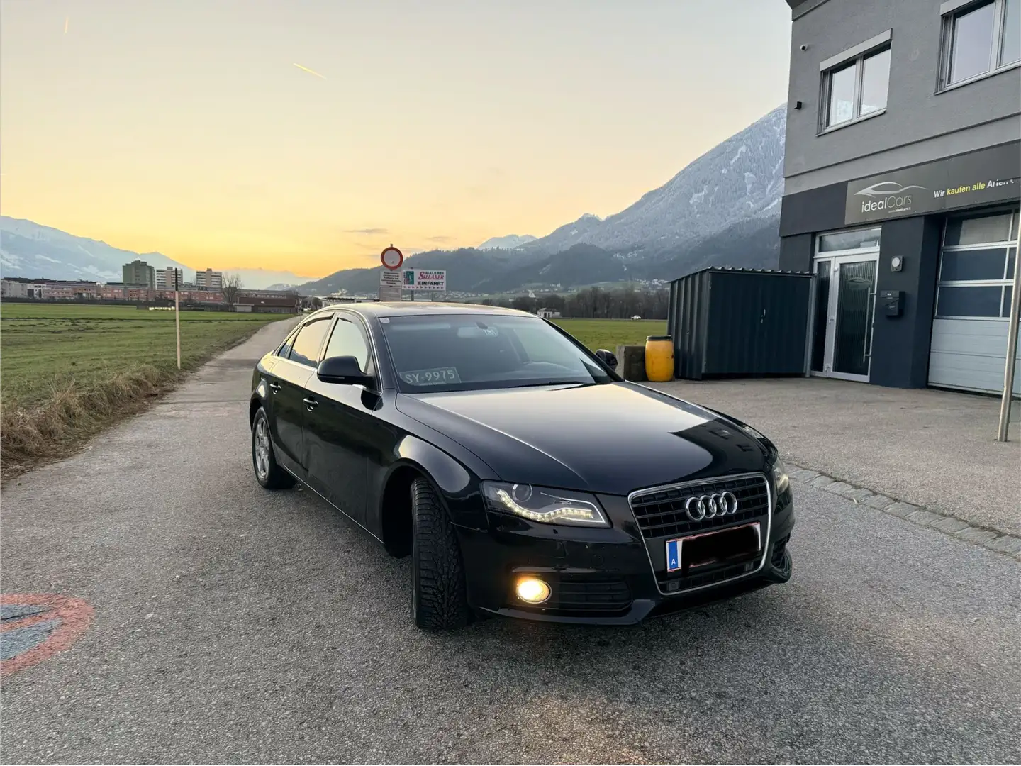 Audi A4 Schwarz - 1