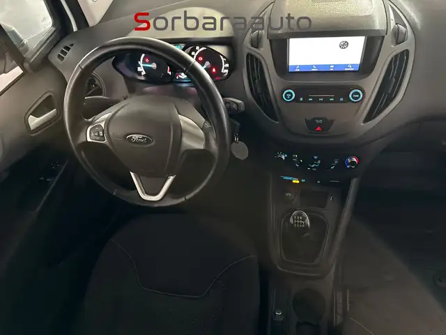 Ford Transit Courier view 13