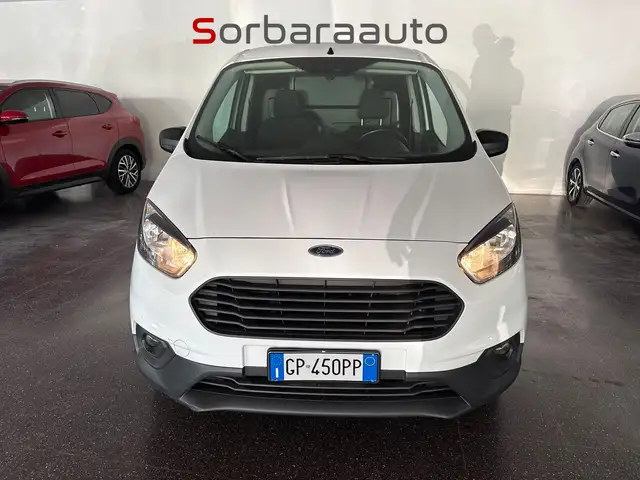 Ford Transit Courier view 8