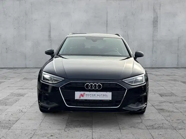 Audi A4 view 3