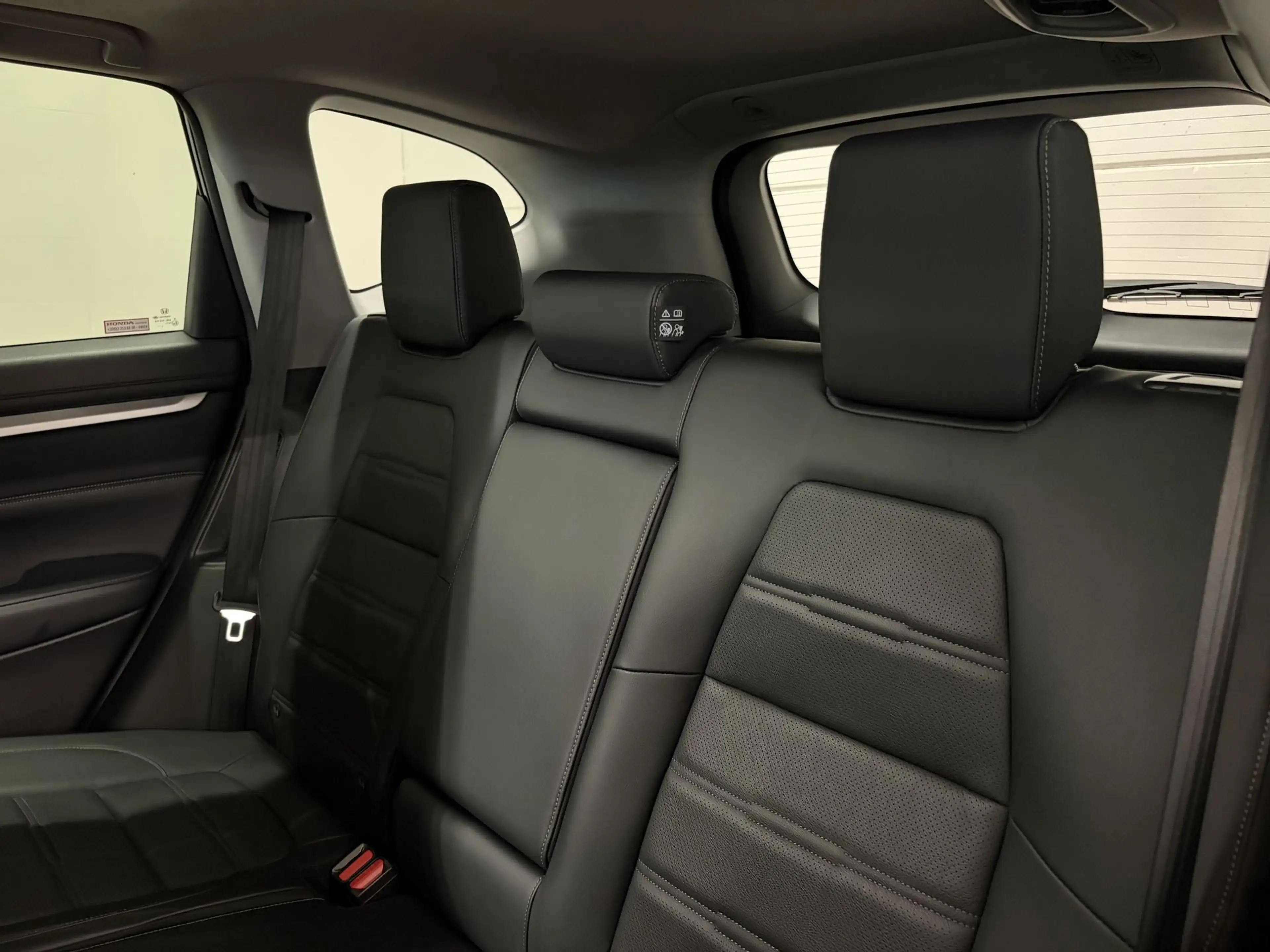 Honda CR-V 2.0 i-MMD HEV Executive AWD AT — photo 11