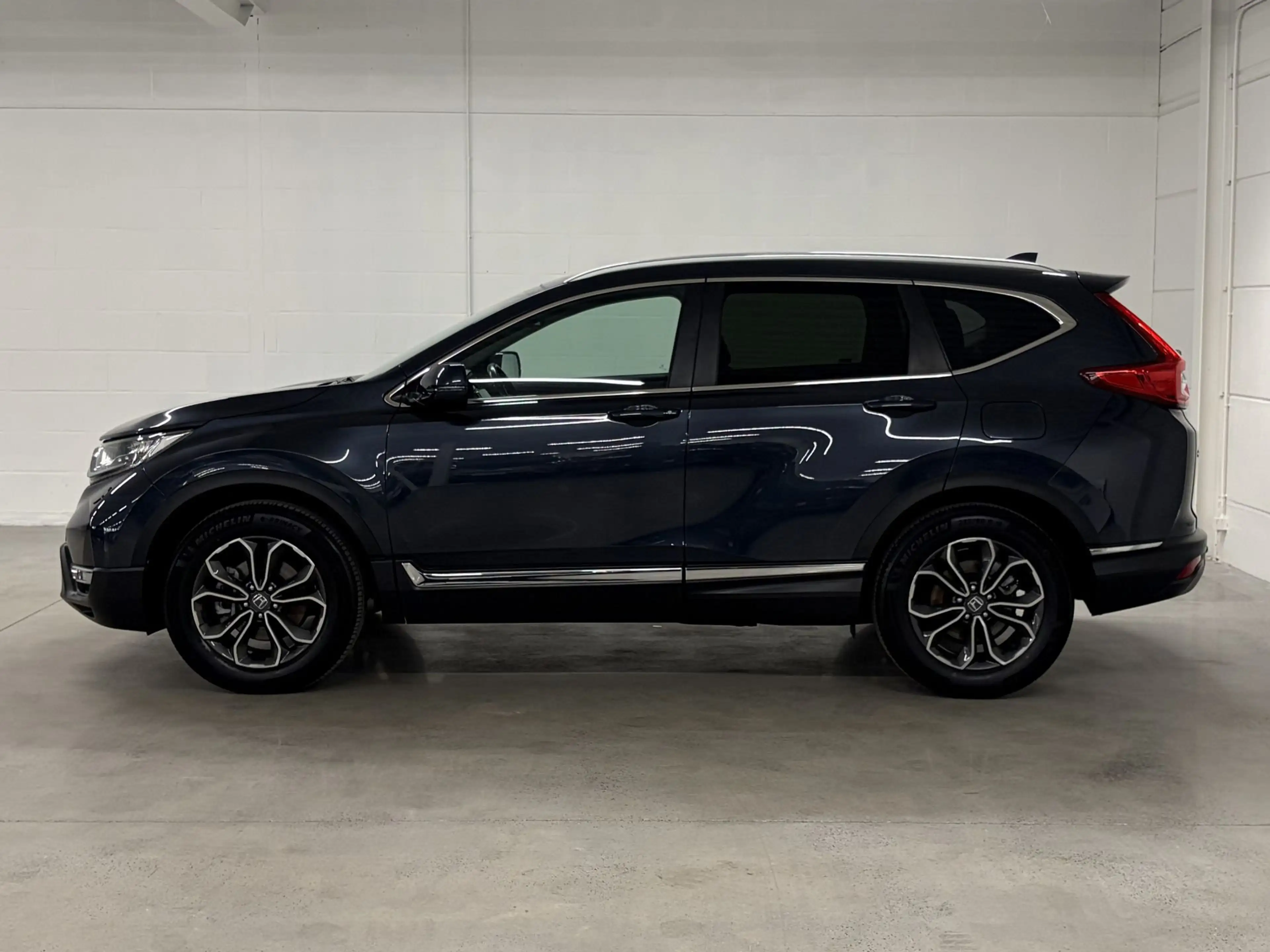 Honda CR-V 2.0 i-MMD HEV Executive AWD AT — photo 2