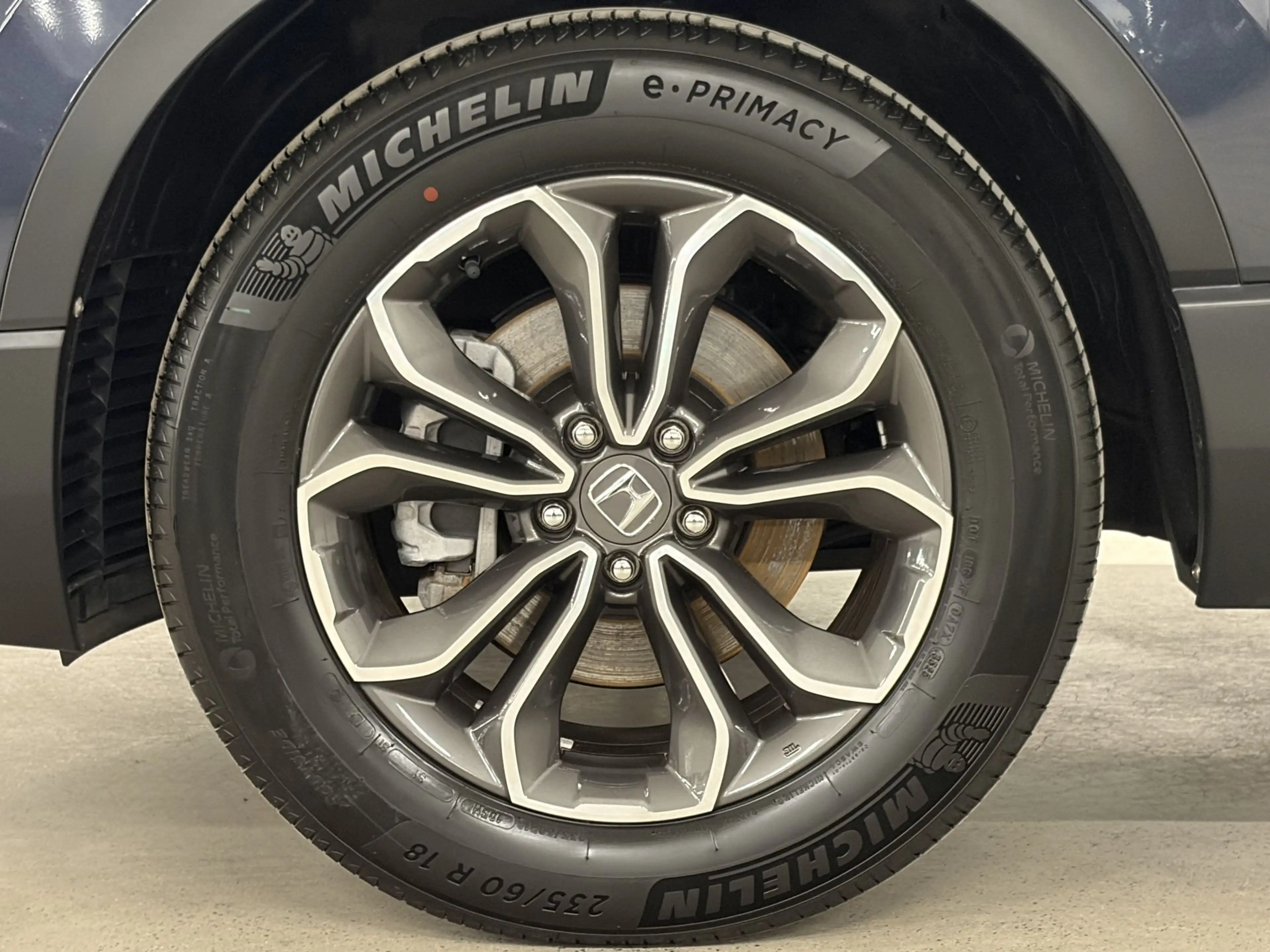 Honda CR-V 2.0 i-MMD HEV Executive AWD AT — photo 8