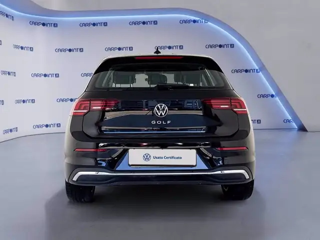 Volkswagen Golf view 5