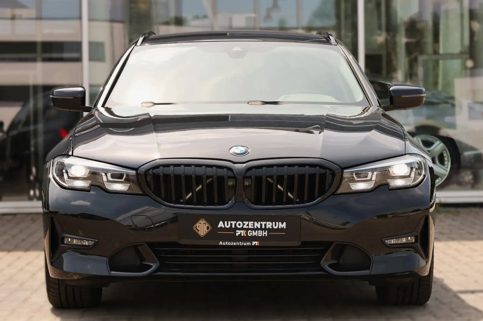 BMW 320 i Touring SportLine VirtualCockpit LED Schwarz - 2