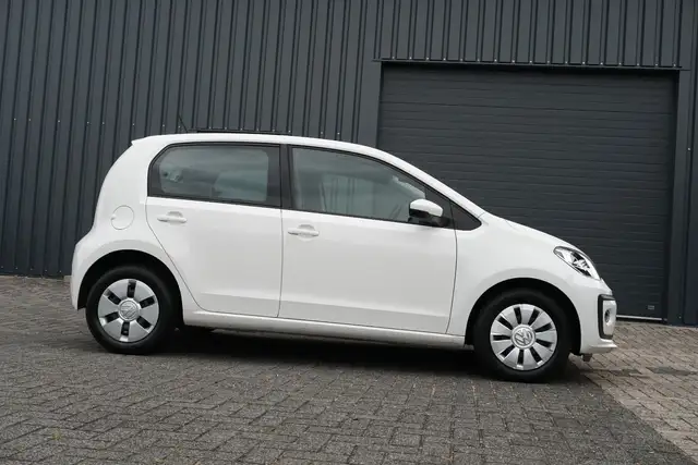 Volkswagen Up! view 9
