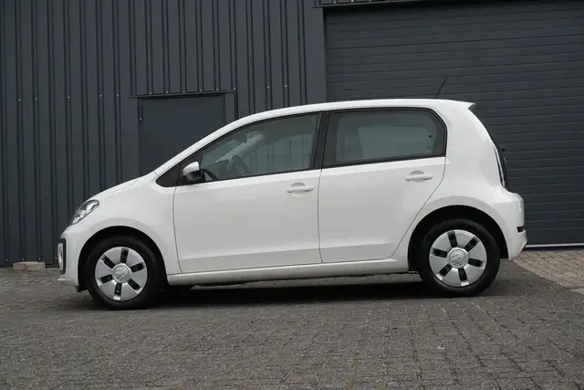 Volkswagen Up! view 4