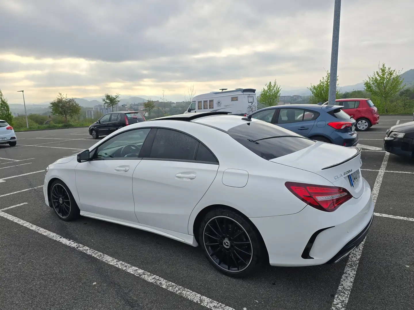Mercedes-Benz CLA 220 CLA 220d 4Matic 7G-DCT Blanco - 1