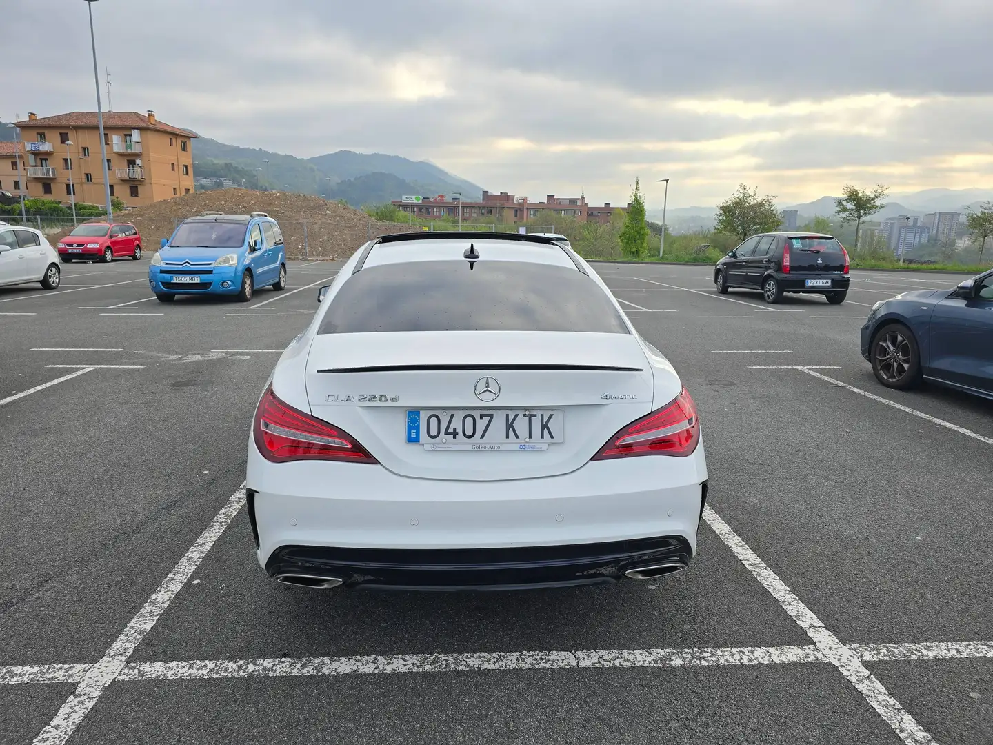 Mercedes-Benz CLA 220 CLA 220d 4Matic 7G-DCT Blanco - 2