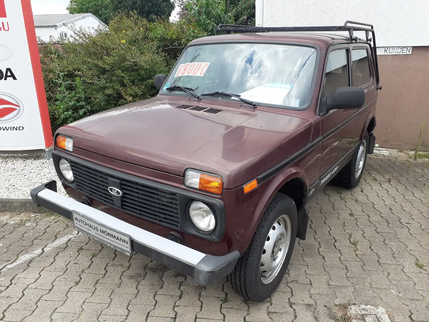 Lada Taiga Taiga 4x4 Червоний - 1