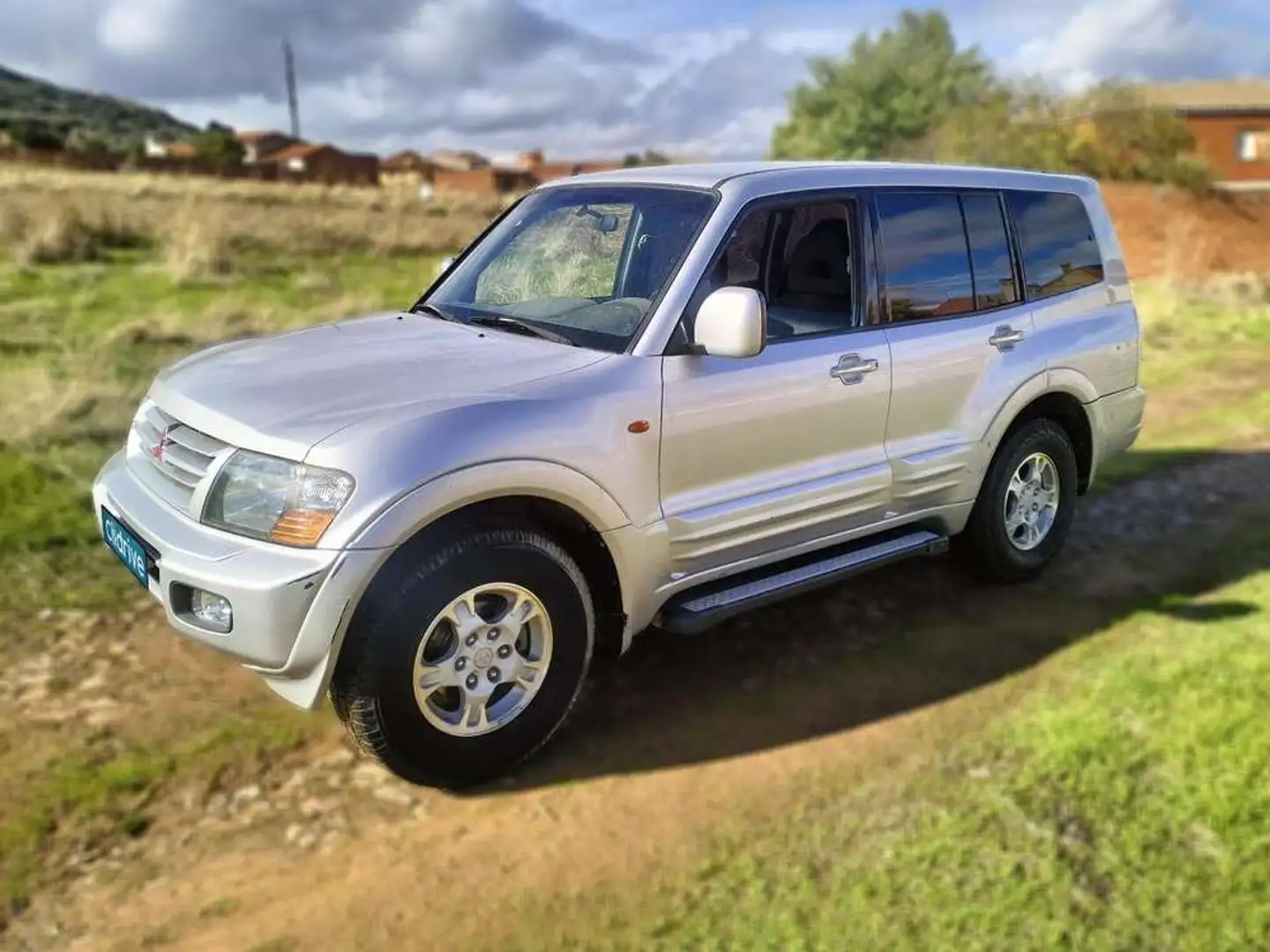 Mitsubishi Montero 3.2DI-D Trip Schwarz - 2