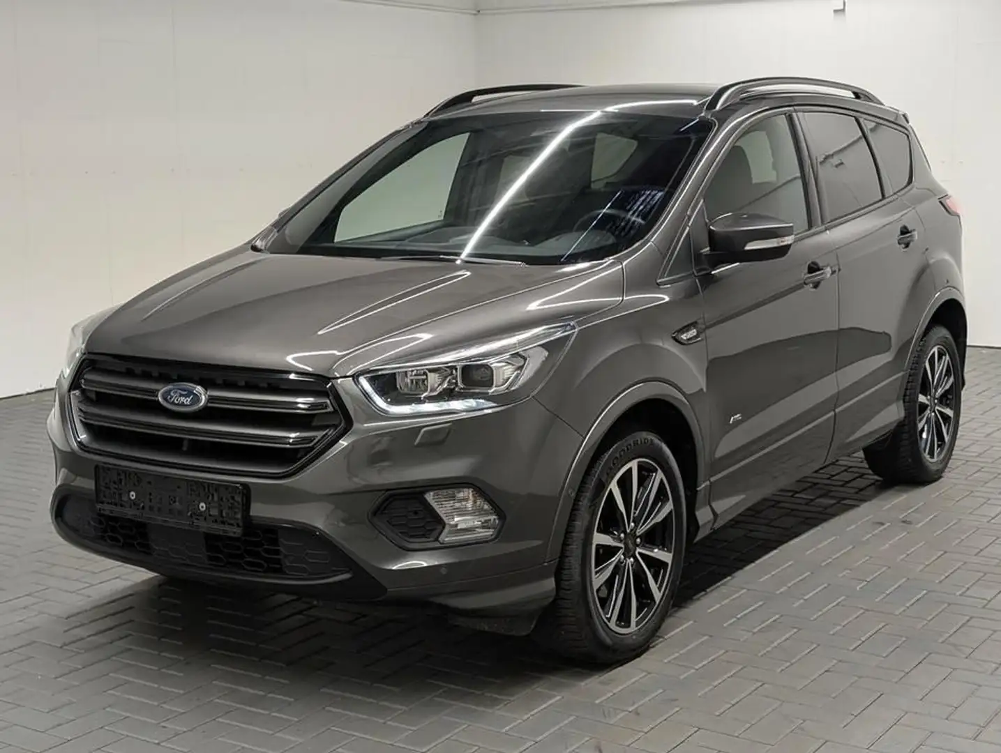 Ford Kuga AWD ST-Line Bi-Xenon/el.Heck/Navi/Kam/SHZ/1 Grau - 1
