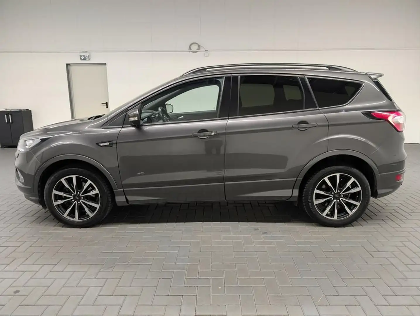 Ford Kuga AWD ST-Line Bi-Xenon/el.Heck/Navi/Kam/SHZ/1 Grau - 2