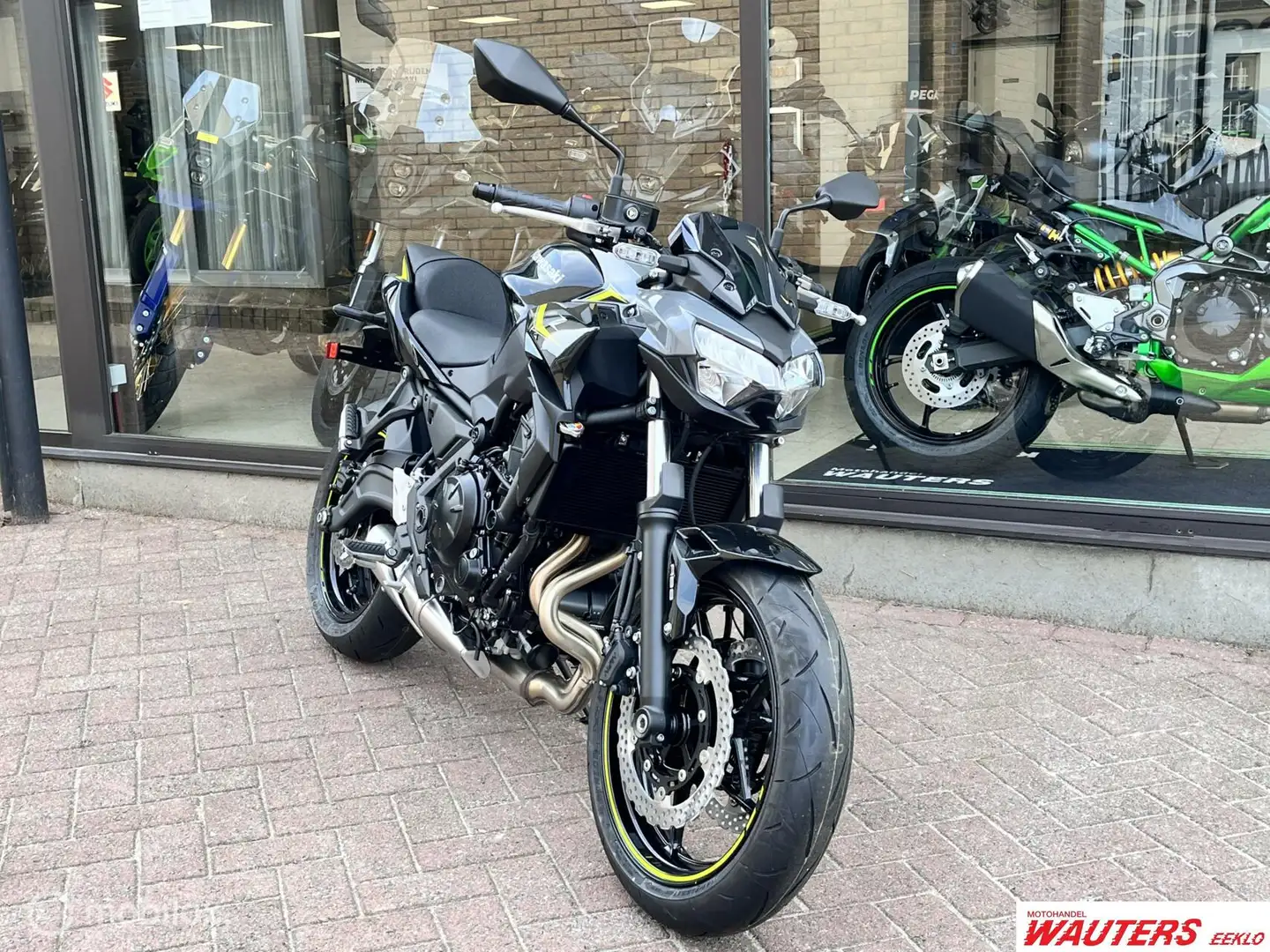 Kawasaki Z 650 Negru - 2