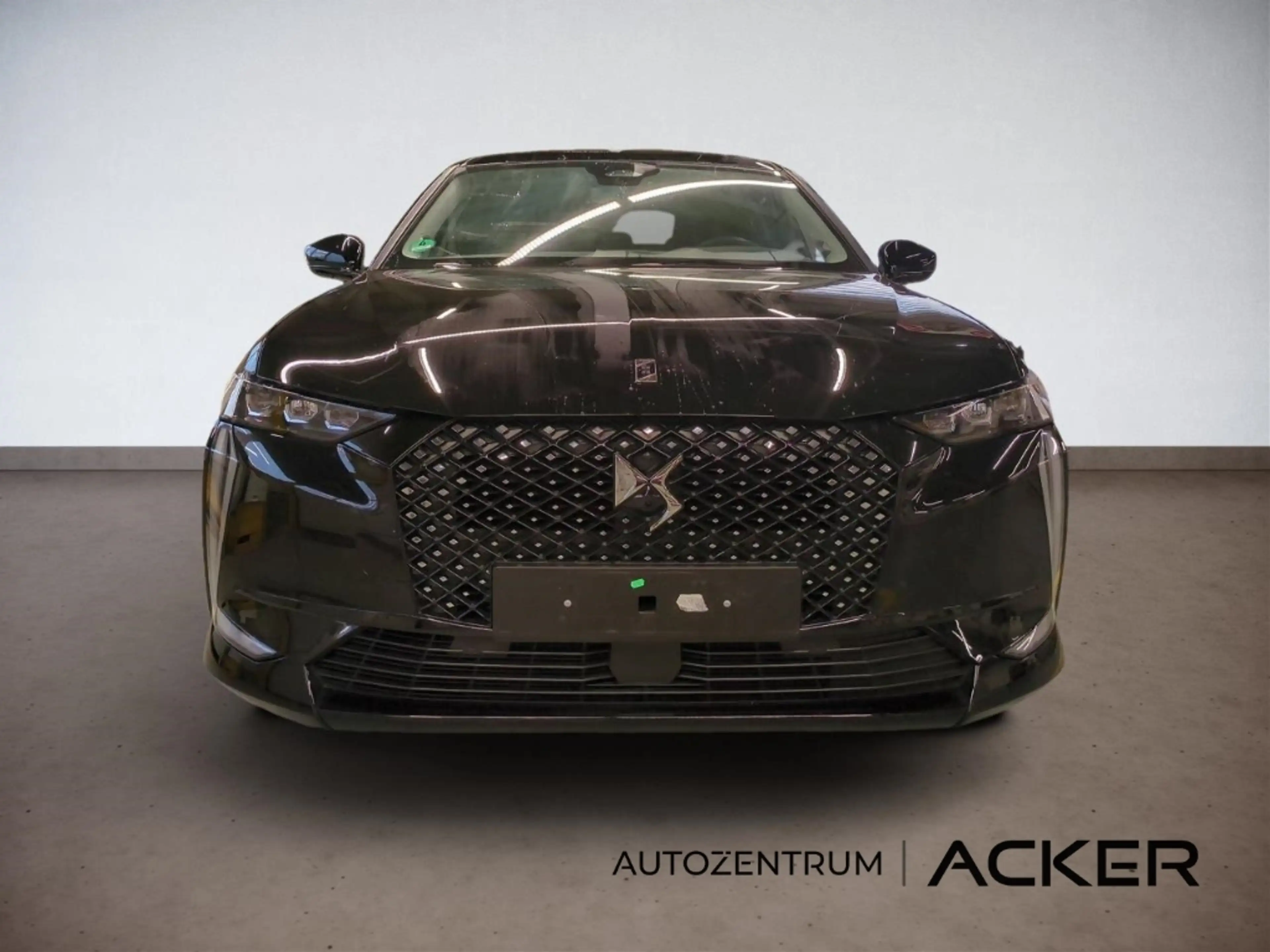 DS Automobiles DS 4 Etoile Alcantara PureTech 130 8AT LED/RFK — photo 4
