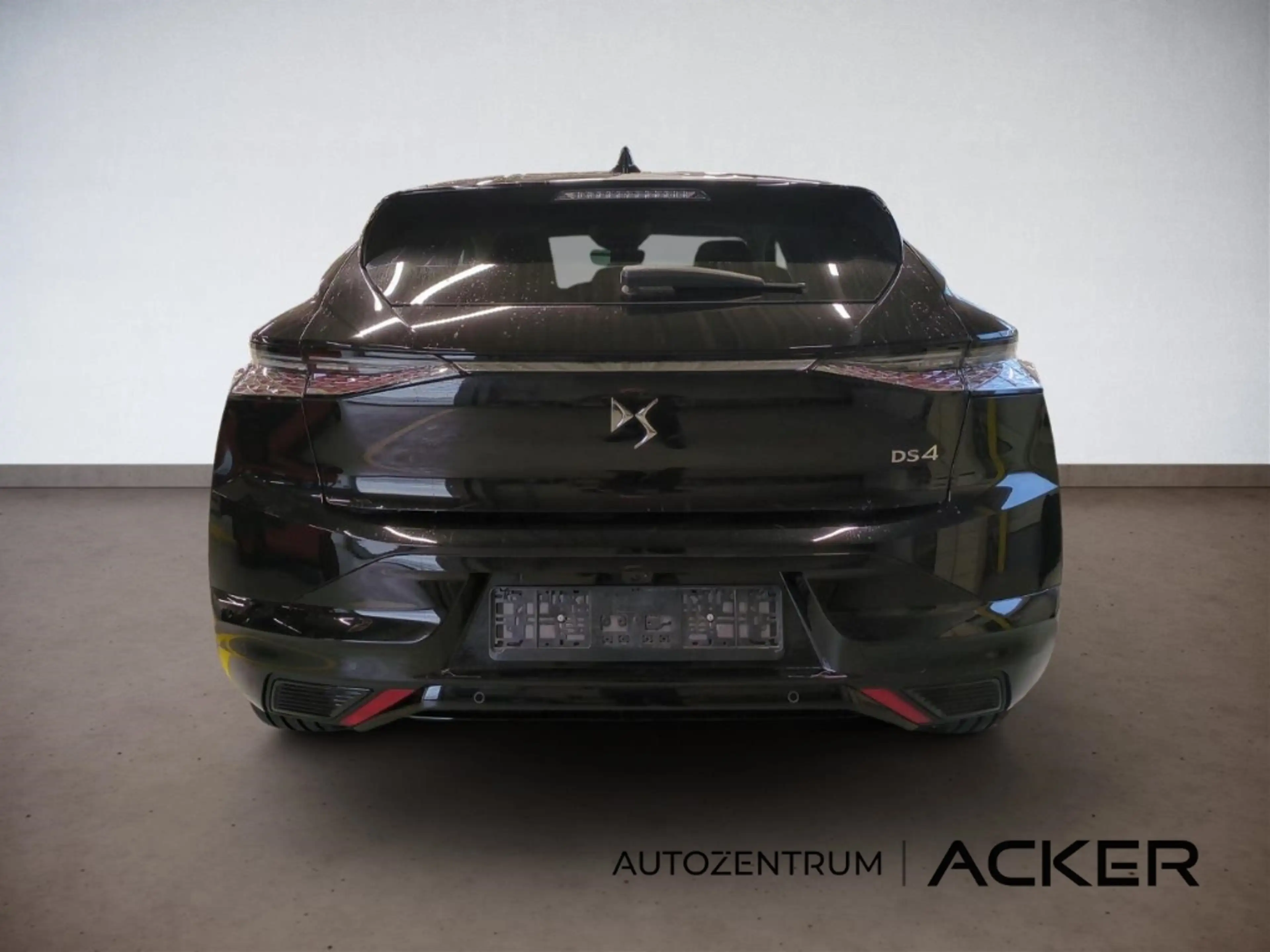 DS Automobiles DS 4 Etoile Alcantara PureTech 130 8AT LED/RFK — photo 8