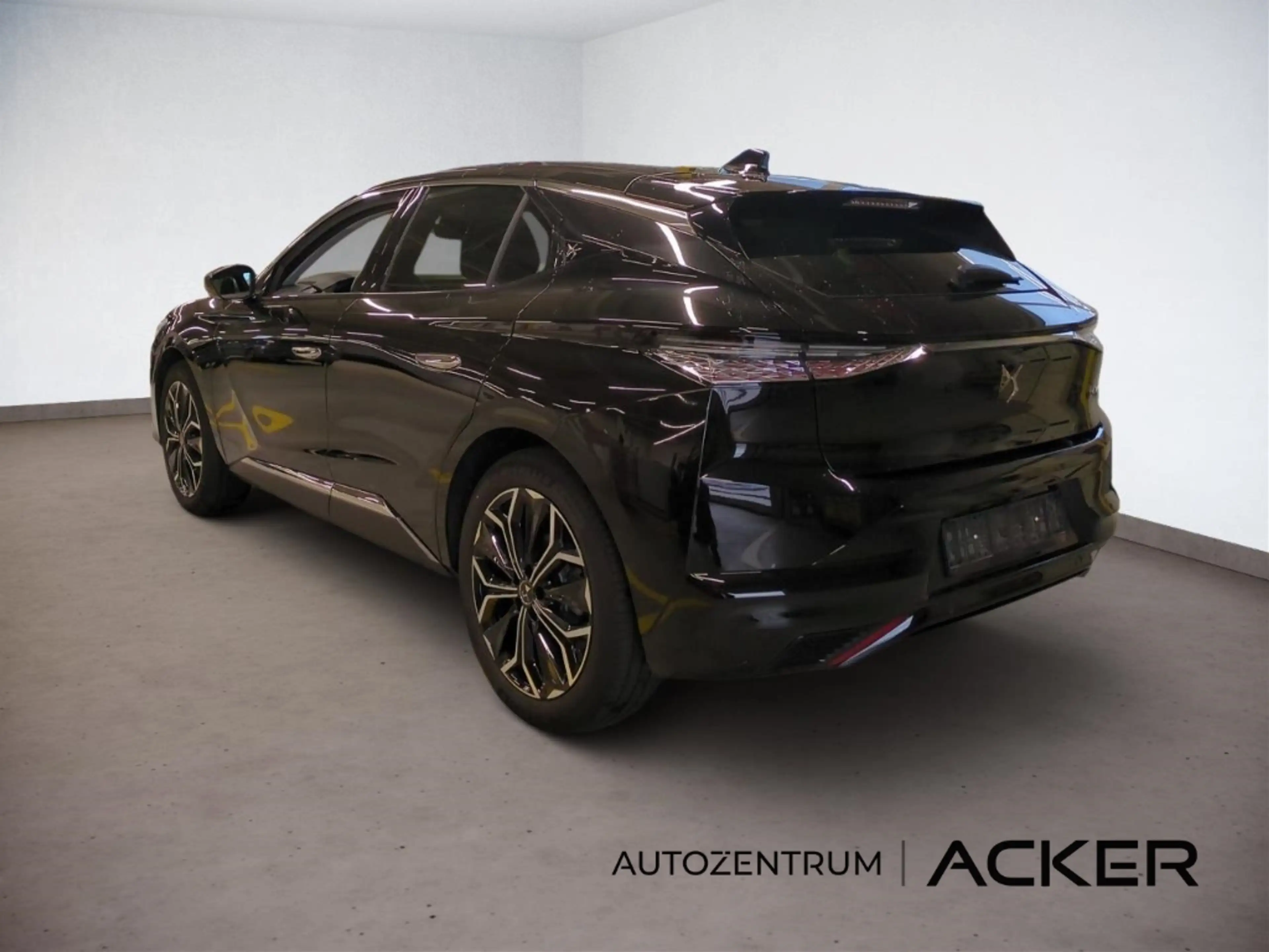 DS Automobiles DS 4 Etoile Alcantara PureTech 130 8AT LED/RFK — photo 10