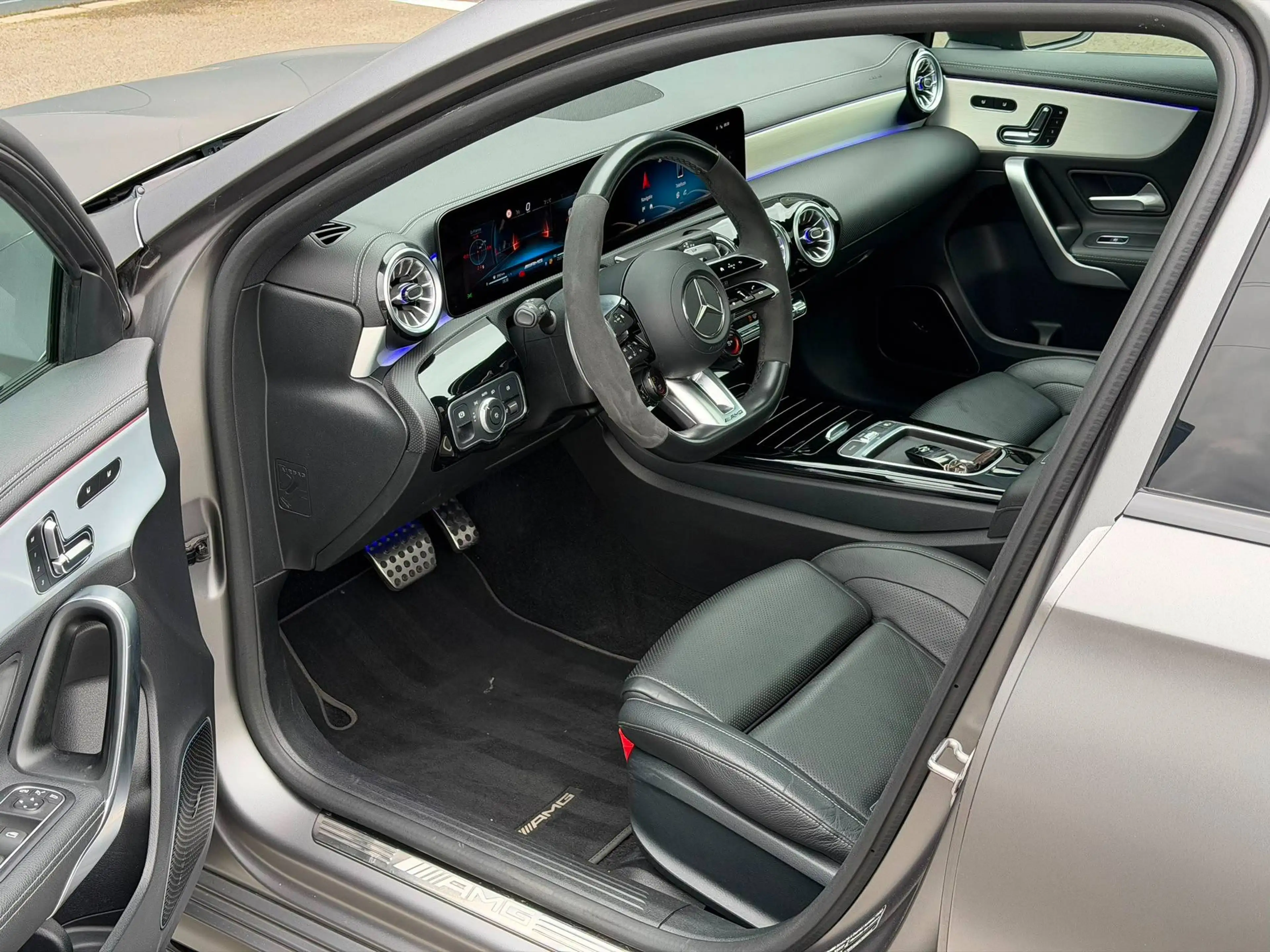 Mercedes-Benz A 45 AMG A 45 AMG S 4-Matic — photo 10