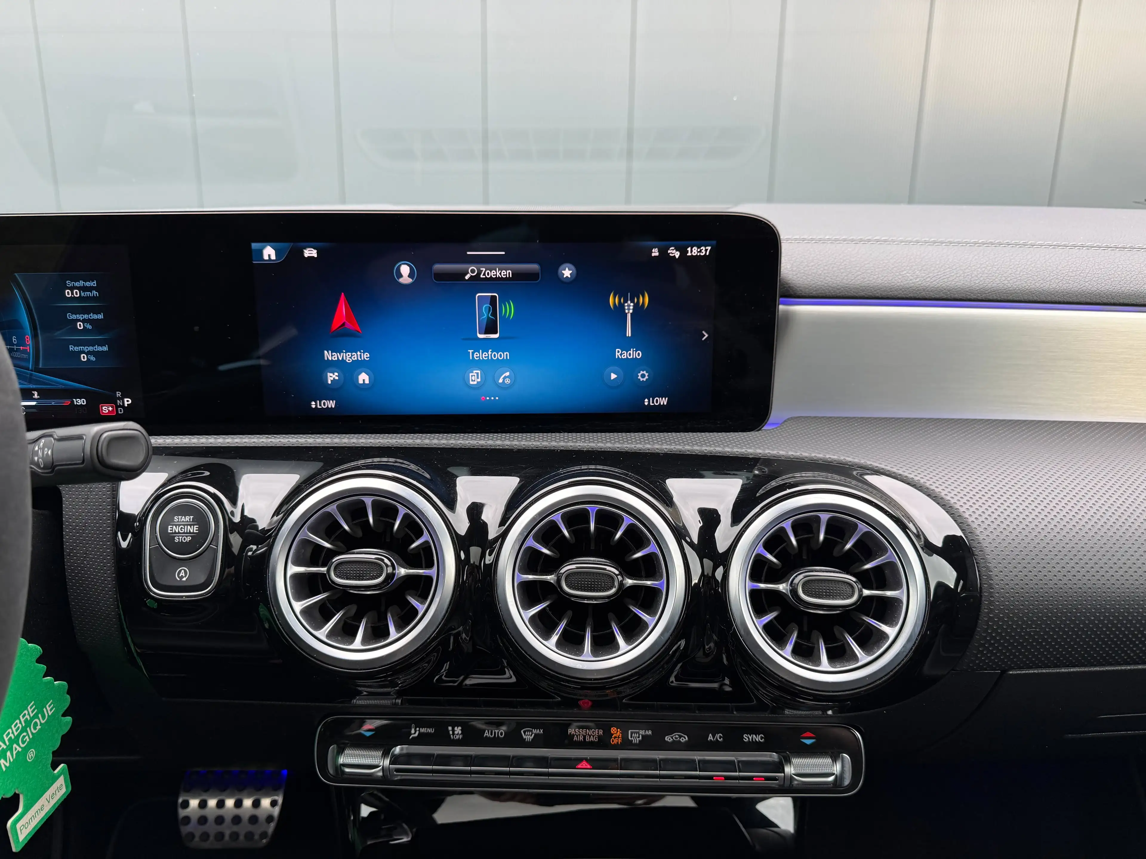 Mercedes-Benz A 45 AMG A 45 AMG S 4-Matic — photo 13