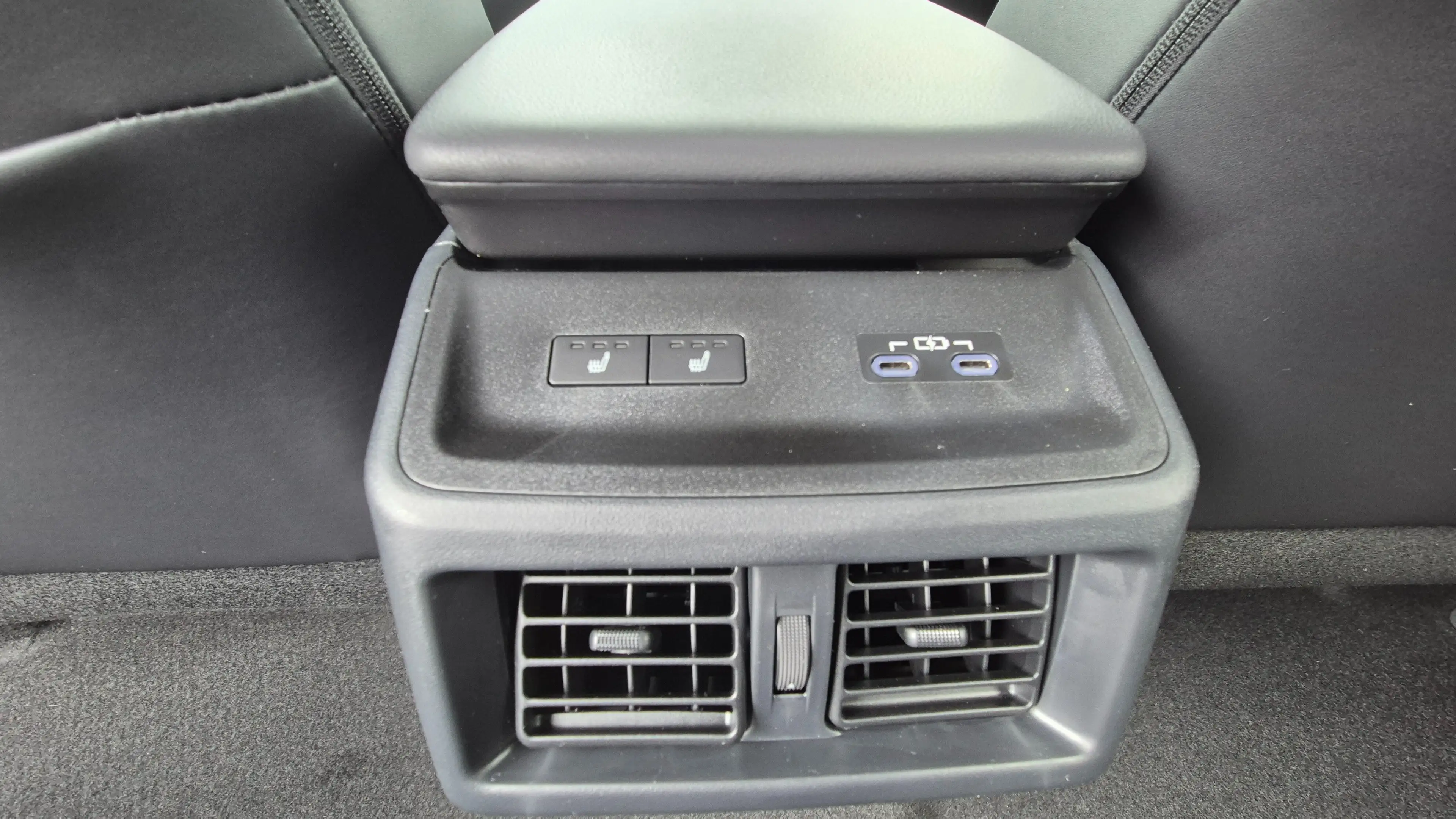 Subaru Solterra Solterra Active — photo 13