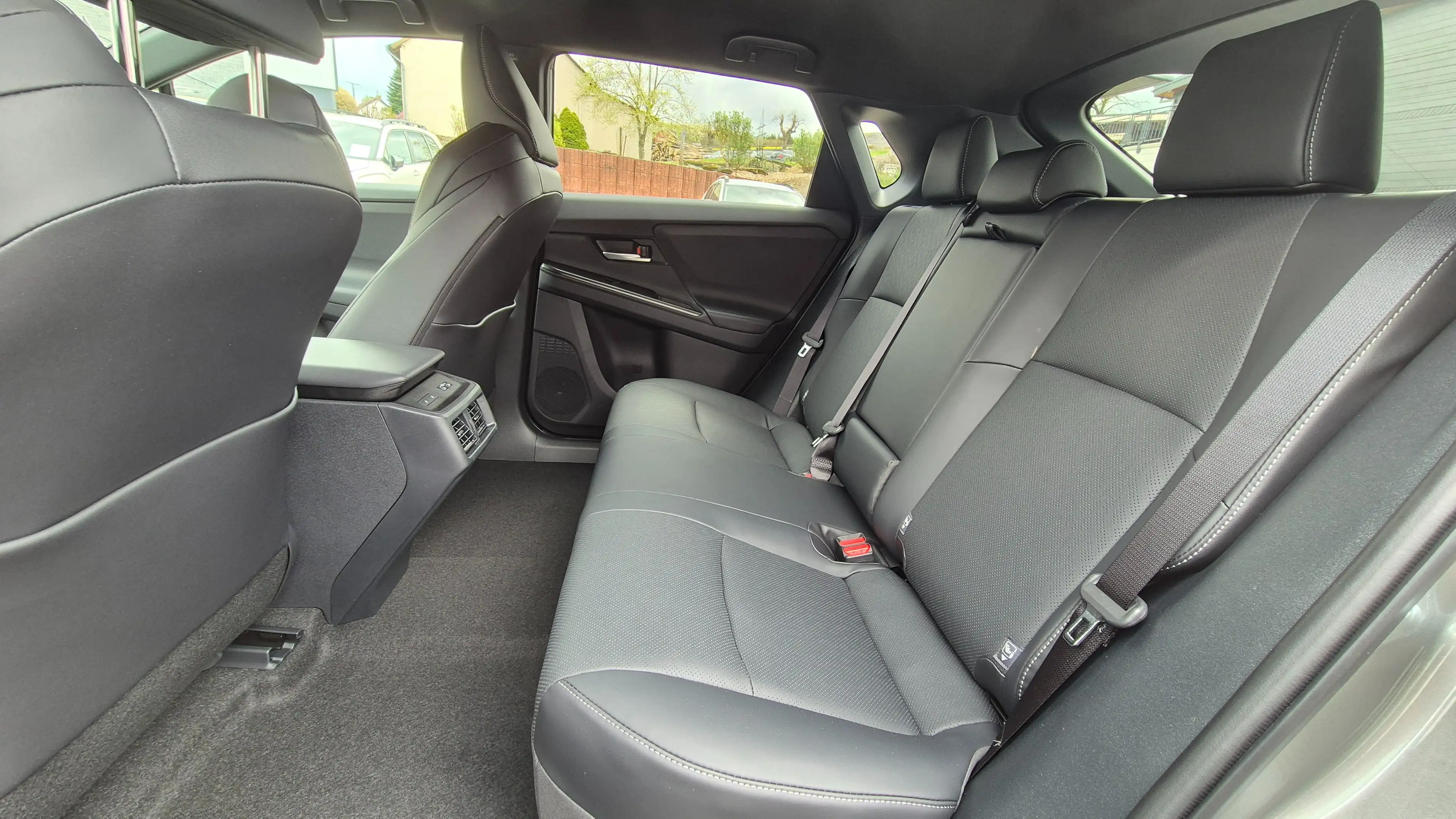 Subaru Solterra Solterra Active — photo 11