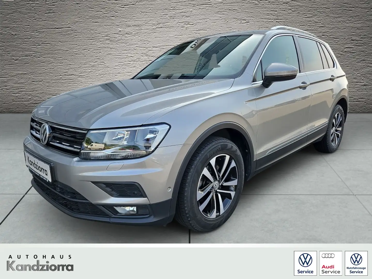 Volkswagen Tiguan 1.5 ACT TSI DSG United Klima Navi Rückfahrkamera Silber - 1
