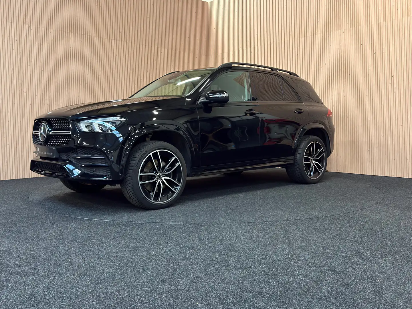 Mercedes-Benz GLE 400 GLE 400 d 4Matic 9G-TRONIC AMG Line| Pano|Airmatic Zwart - 1