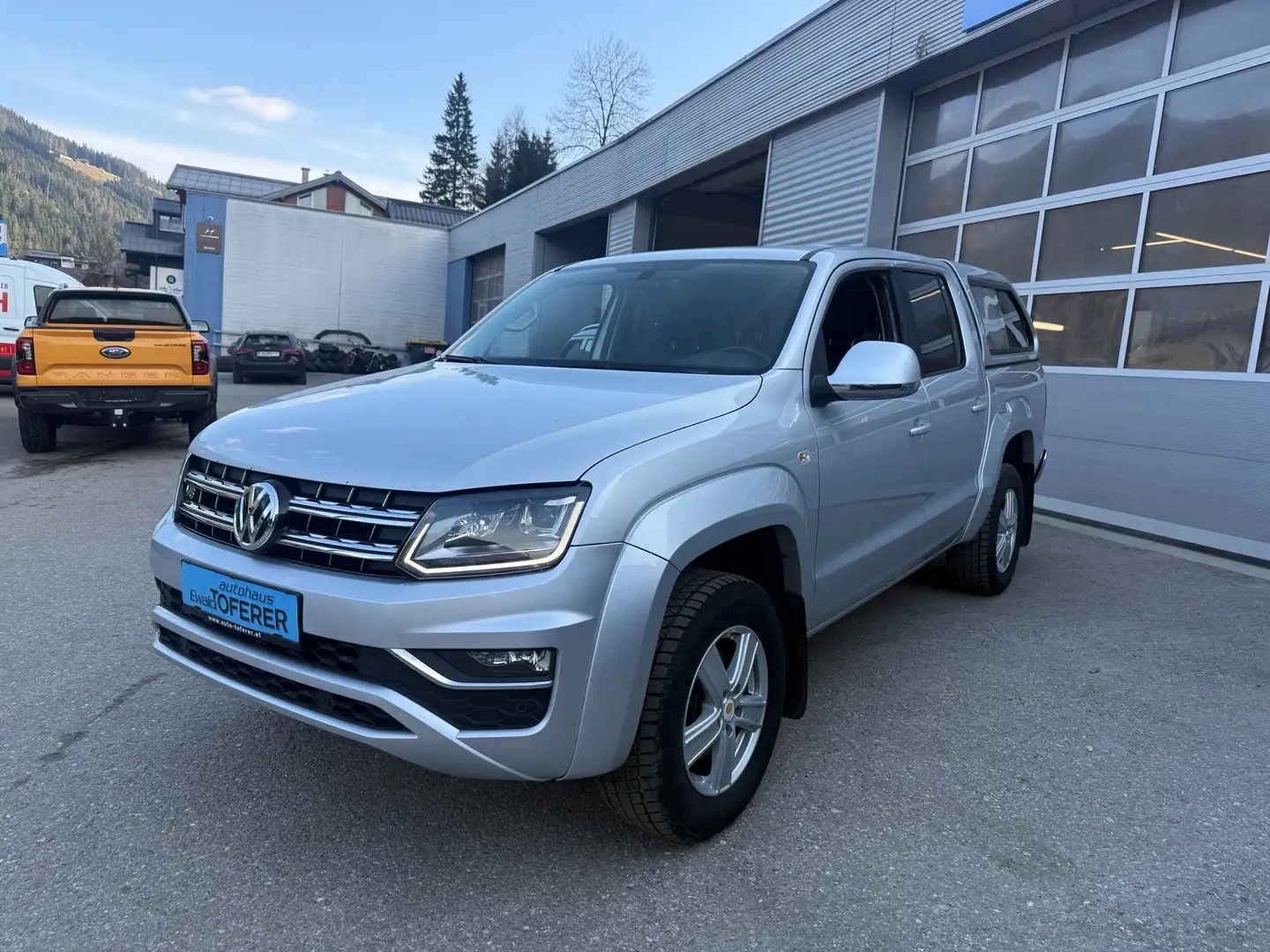 Volkswagen Amarok 3.0L V6 Highline Aut. inkl. Hardtop Silber - 1