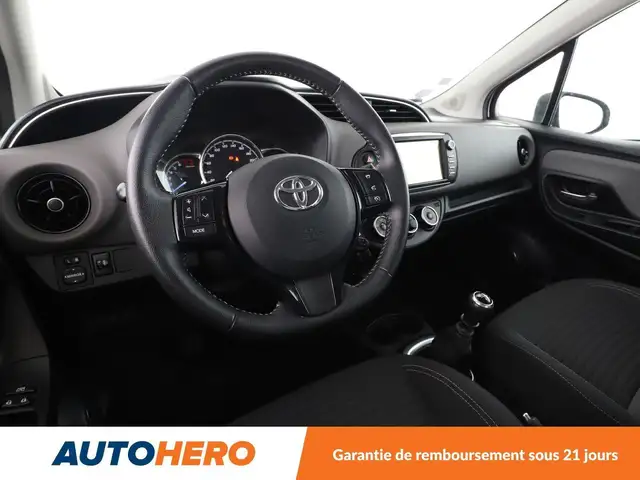 Toyota Yaris view 11