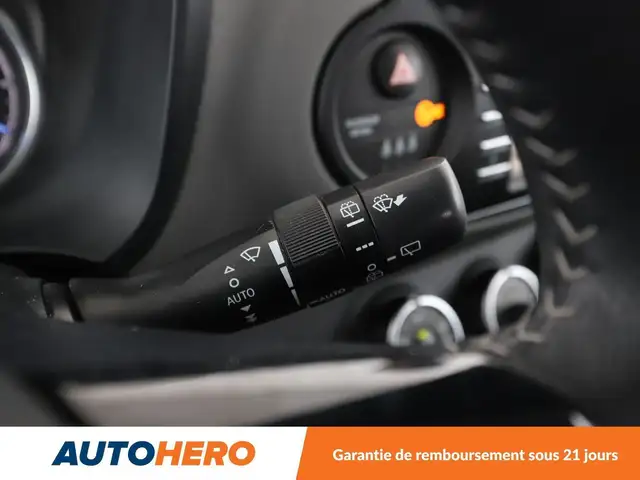 Toyota Yaris view 21