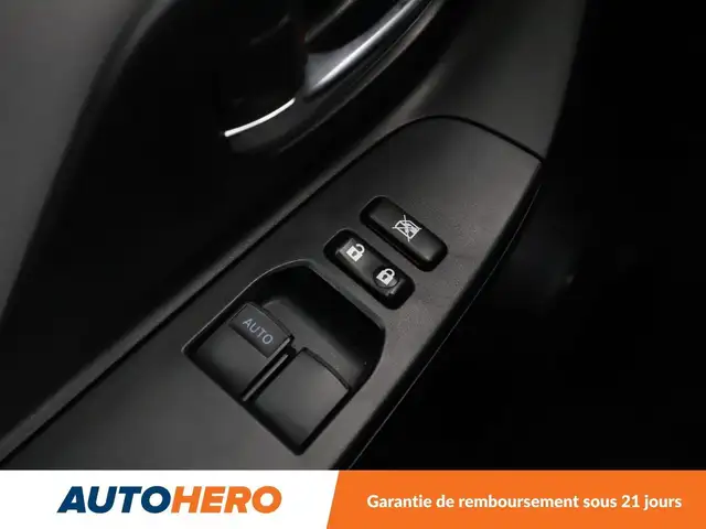 Toyota Yaris view 28