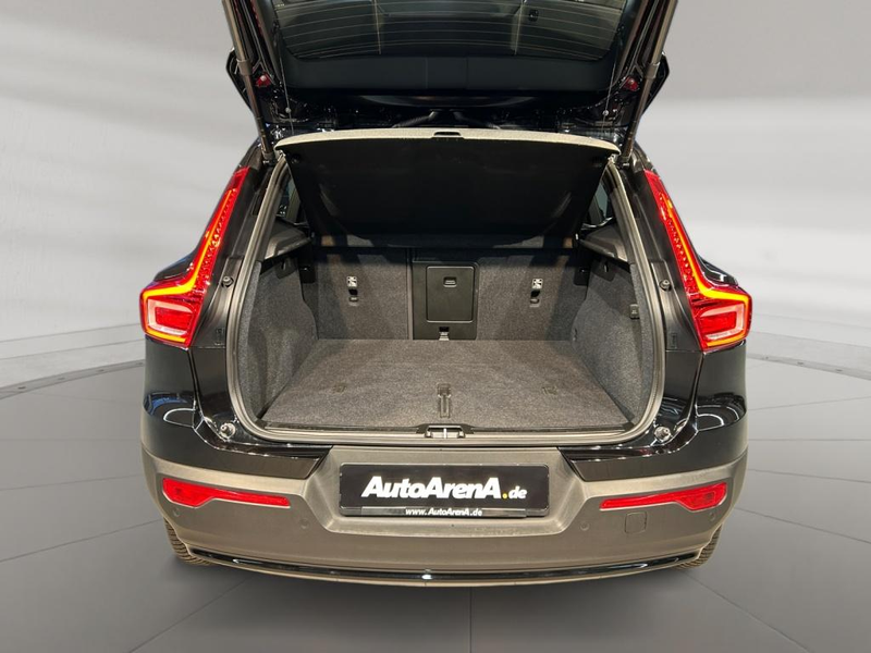 Volvo XC40 B4 Plus Dark  Urban+Fahrassist+Wide+Cam+LED — photo 13
