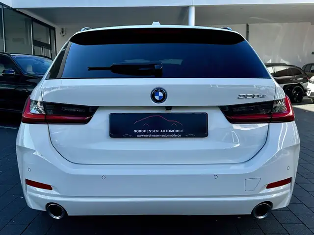 BMW 3 Series view 7
