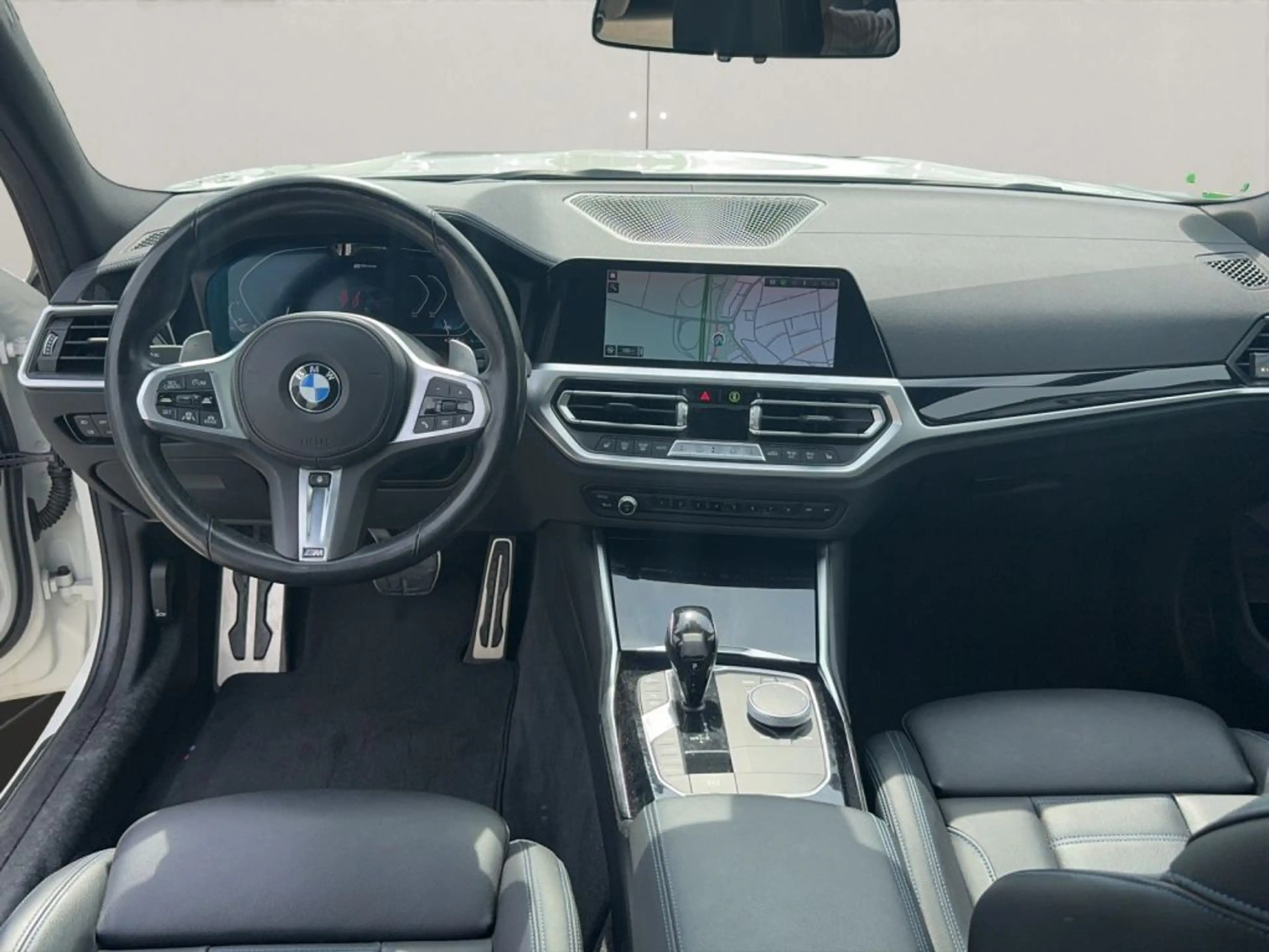 BMW 330 e Aut. M SPORT+INNO+DRIVING ASS+LEDER+MEMORY — photo 10