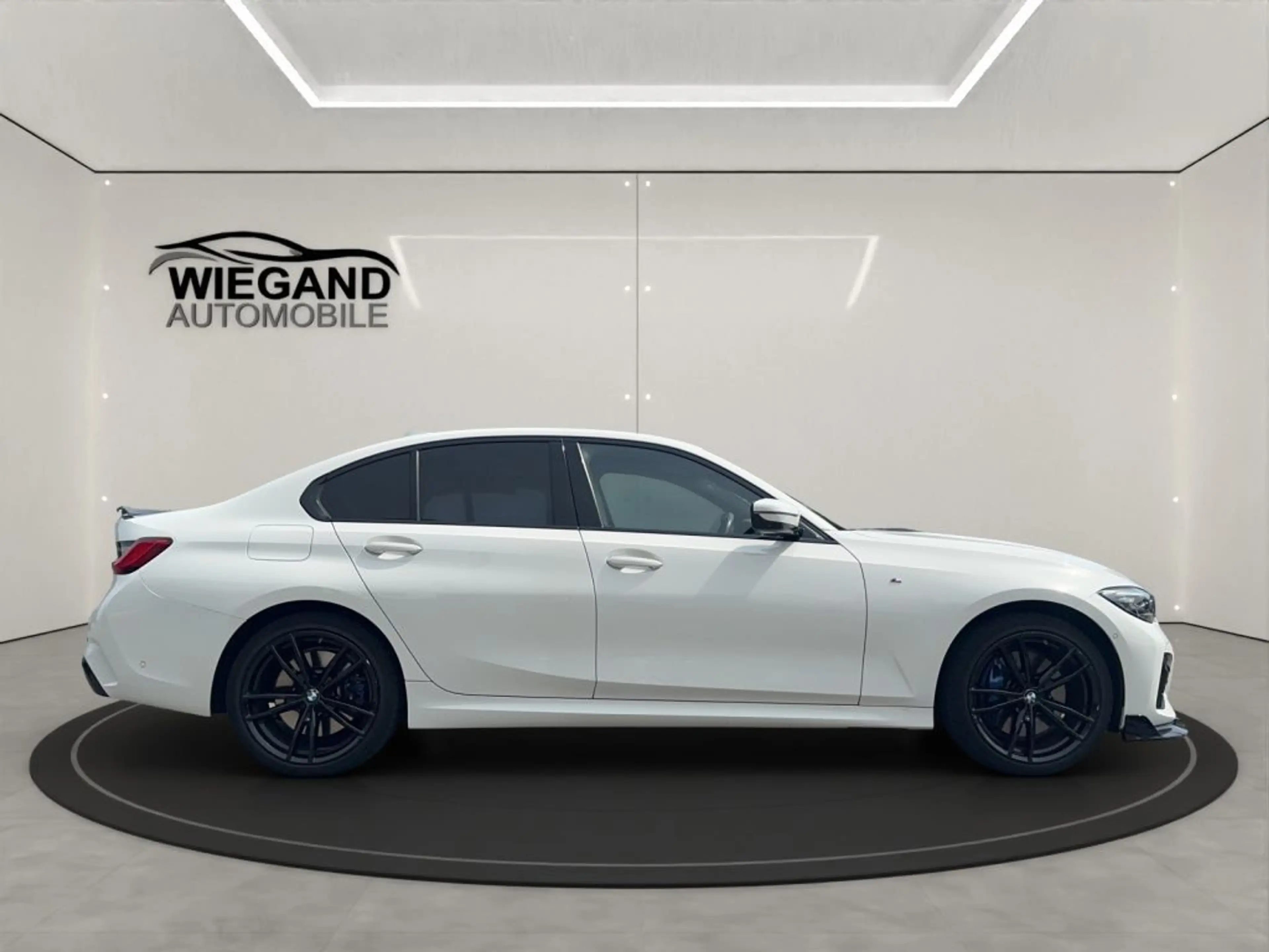 BMW 330 e Aut. M SPORT+INNO+DRIVING ASS+LEDER+MEMORY — photo 6