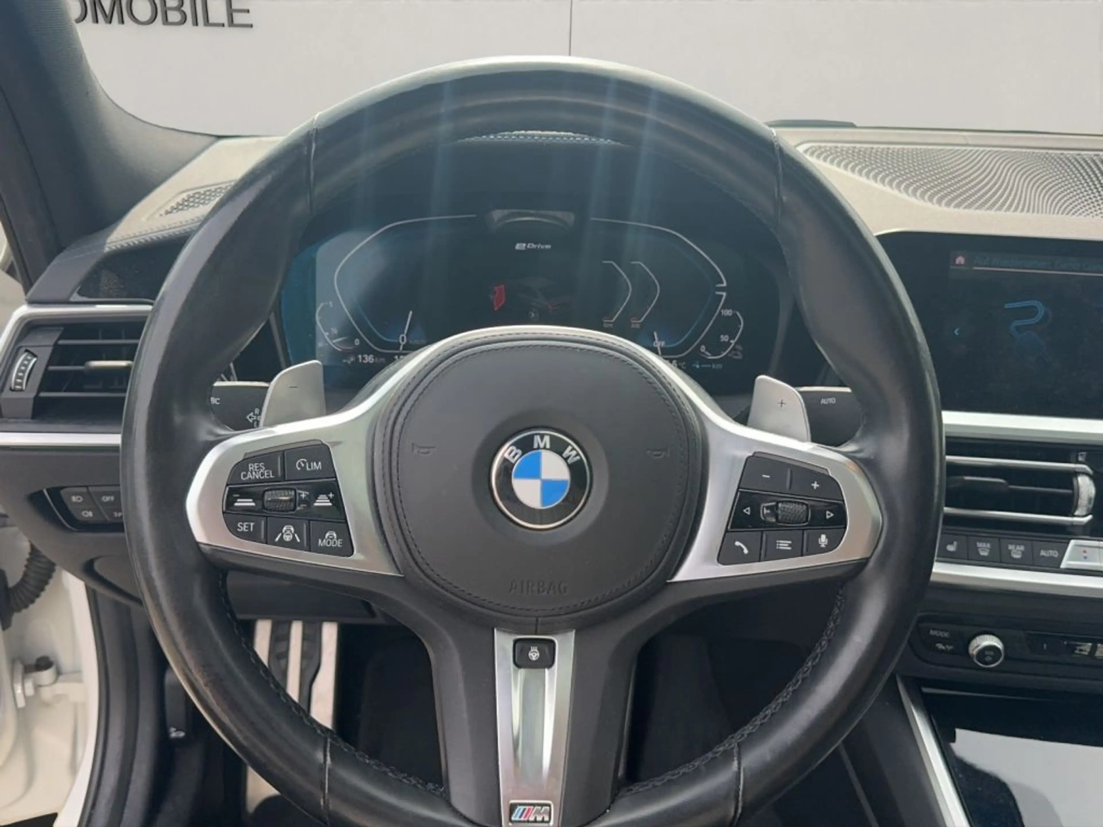 BMW 330 e Aut. M SPORT+INNO+DRIVING ASS+LEDER+MEMORY — photo 12