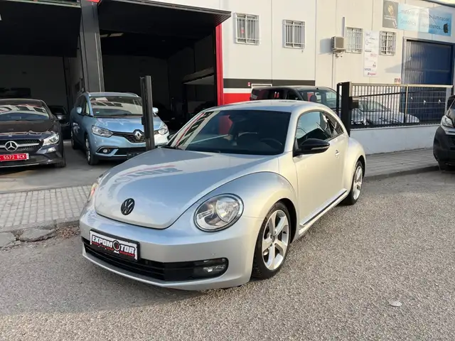 Volkswagen Beetle 1.2 TSI Design 105