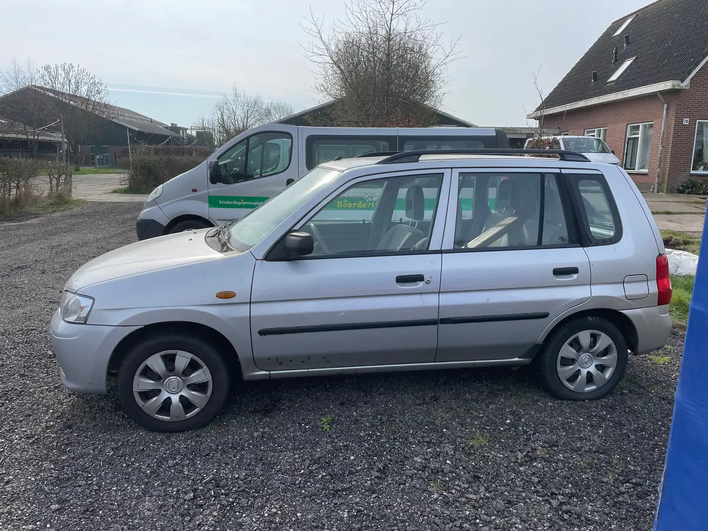 Mazda Demio Demio 1.3 Comfort Silber - 1