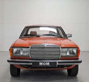 () Deportivo Manual de 2 Puertas