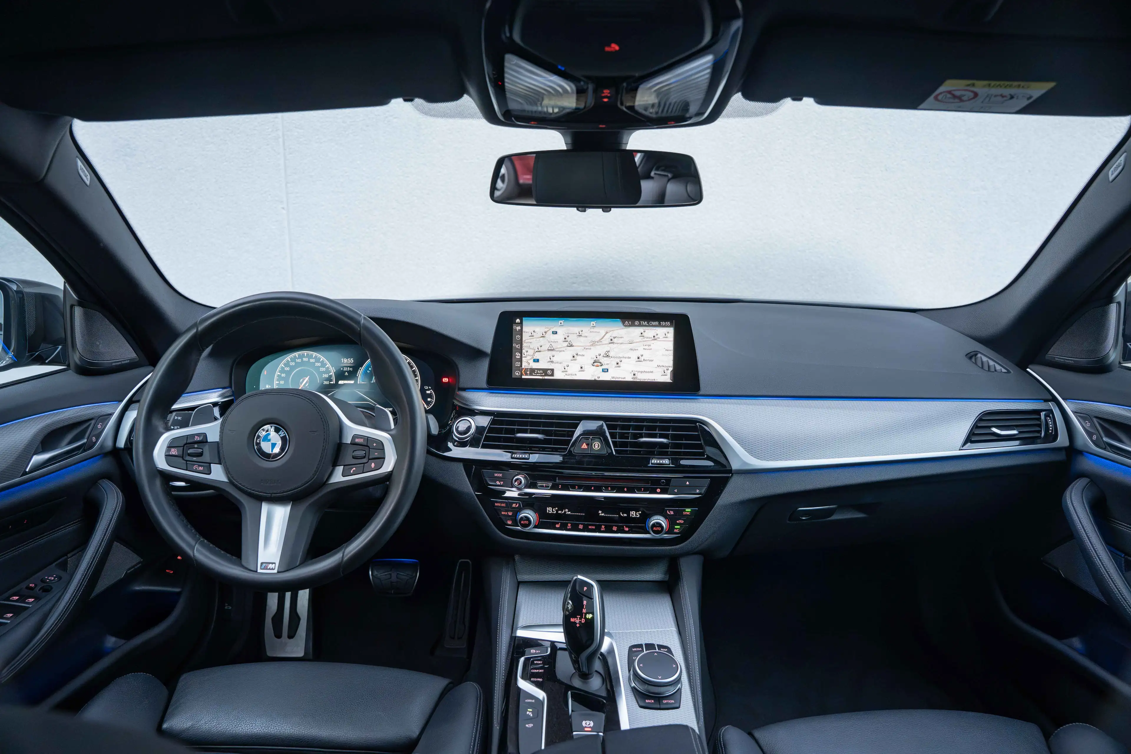 BMW 530 e M-Sport LASER/OPENDAK/H&K/HUD/360°/19"/MEMORY/DAB — photo 10