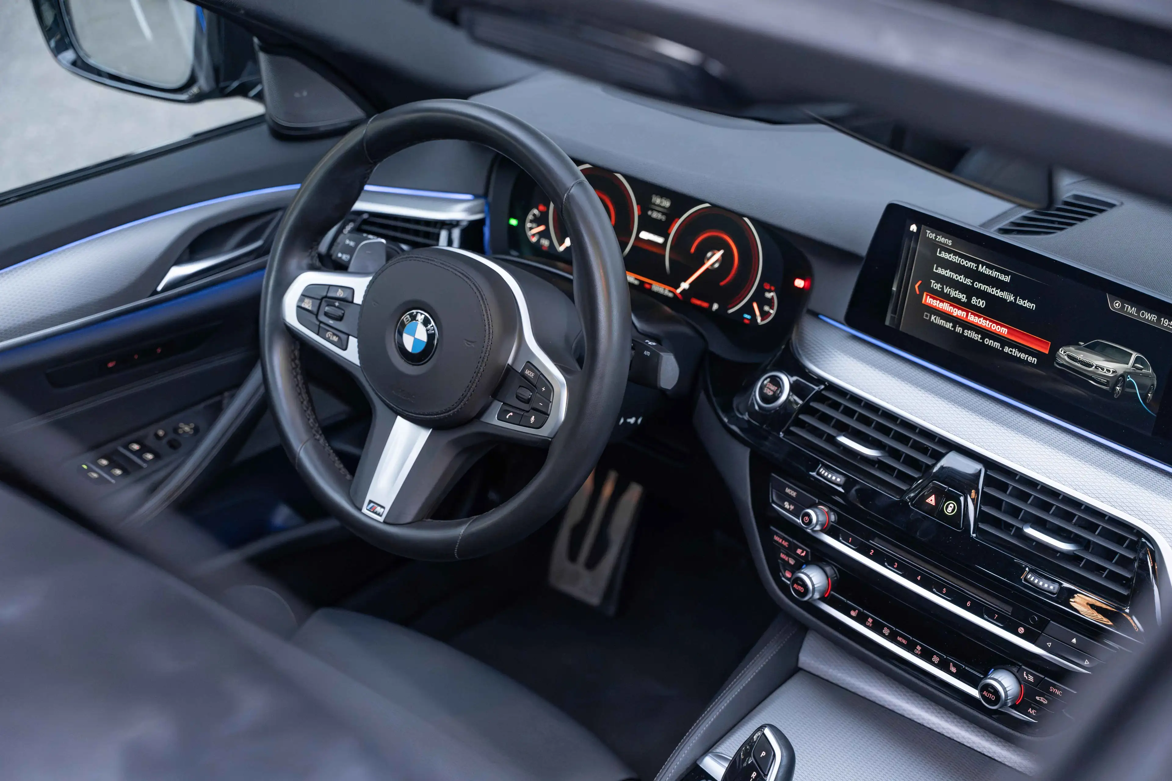 BMW 530 e M-Sport LASER/OPENDAK/H&K/HUD/360°/19"/MEMORY/DAB — photo 11