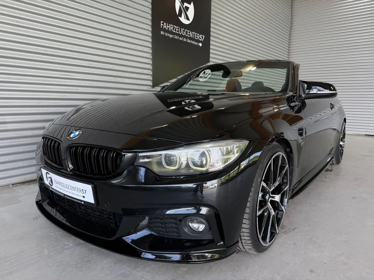 BMW 430 i xDrive Cabrio M-PERFORMANCE/CARPLAY/HIFI Schwarz - 2
