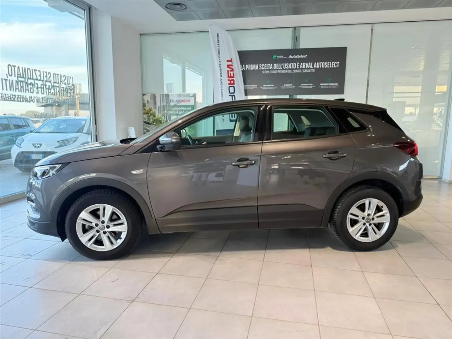 Opel Grandland X 1.5 TDI 130CV Business Edition 36 MESI DI GARANZIA Grigio - 2