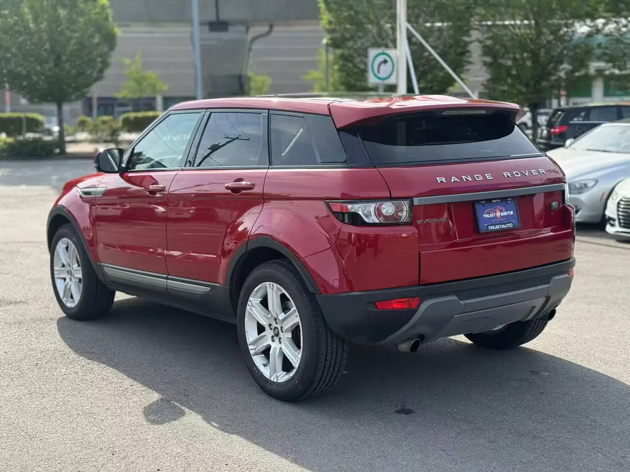 Land Rover Range Rover Evoque снимка Land Rover Range Rover Evoque