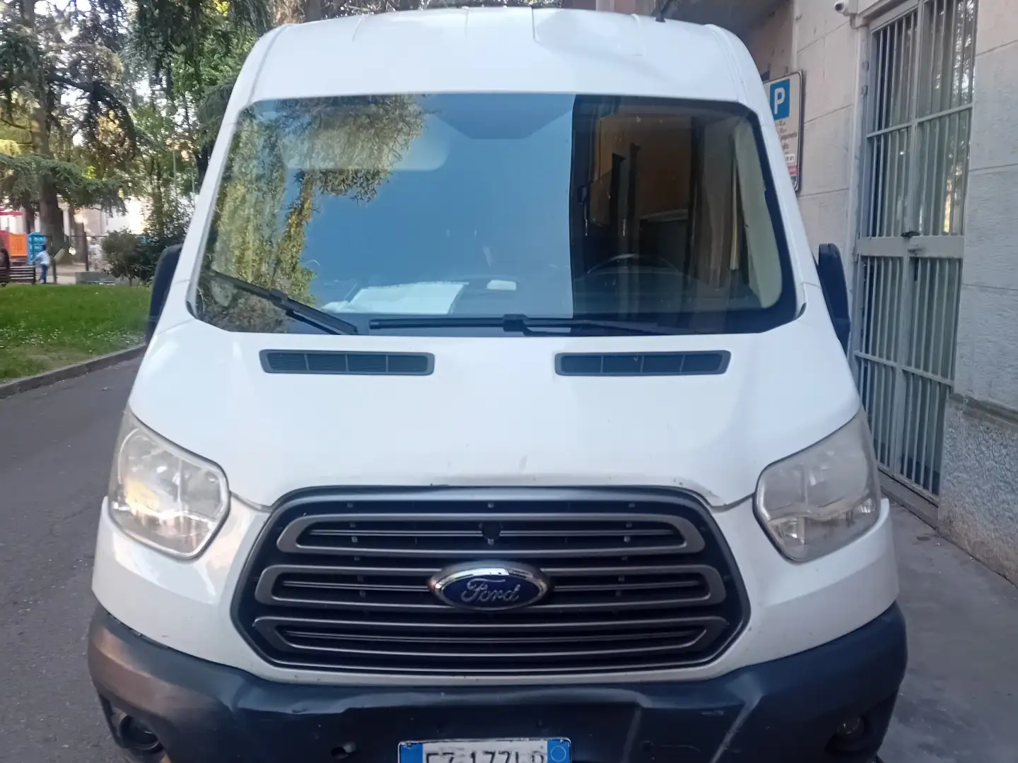 Ford Transit Bianco - 1