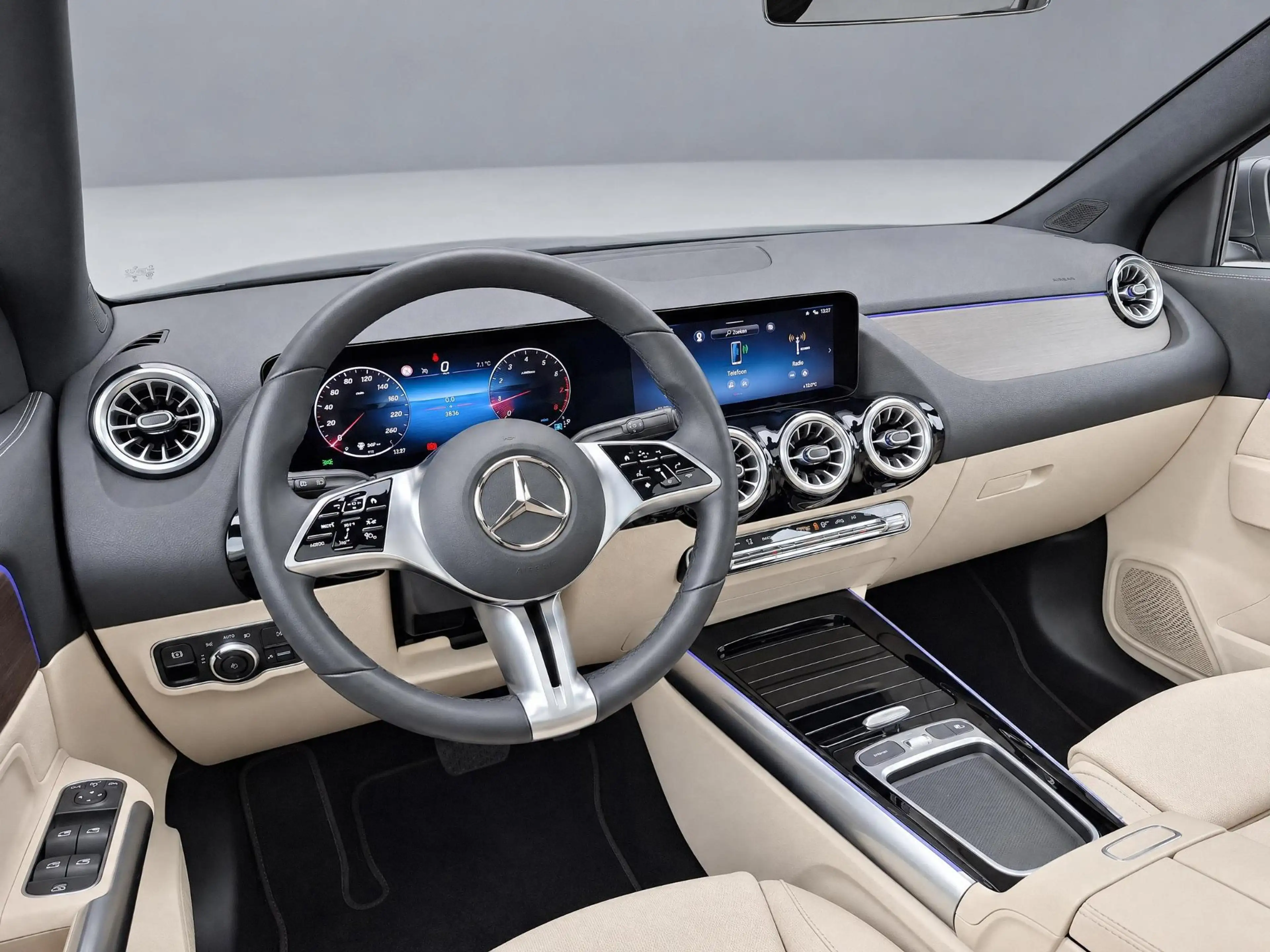 Mercedes-Benz GLA 180 Star Edition Luxury Line | Panoramadak | Trekhaak — photo 8