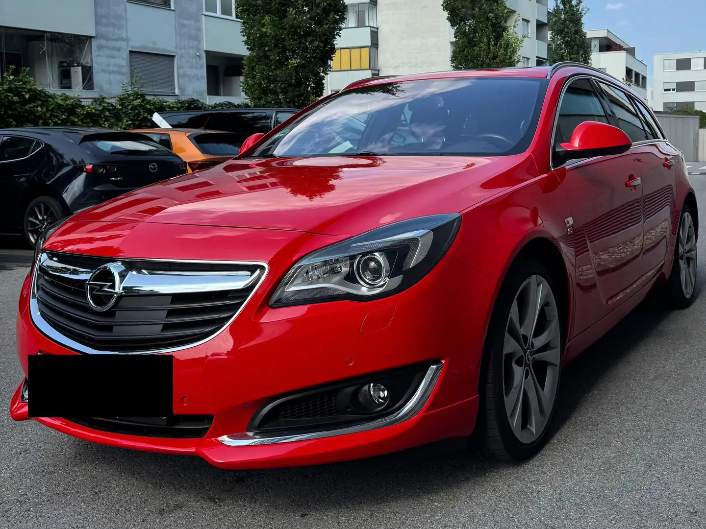 Opel Insignia Opel Insignia ST 2.0 CDTI OPC-Line 4x4 | Vollausstatt. | Bose | ACC | 20" | El. Heckklappe | AHK Rot - 1