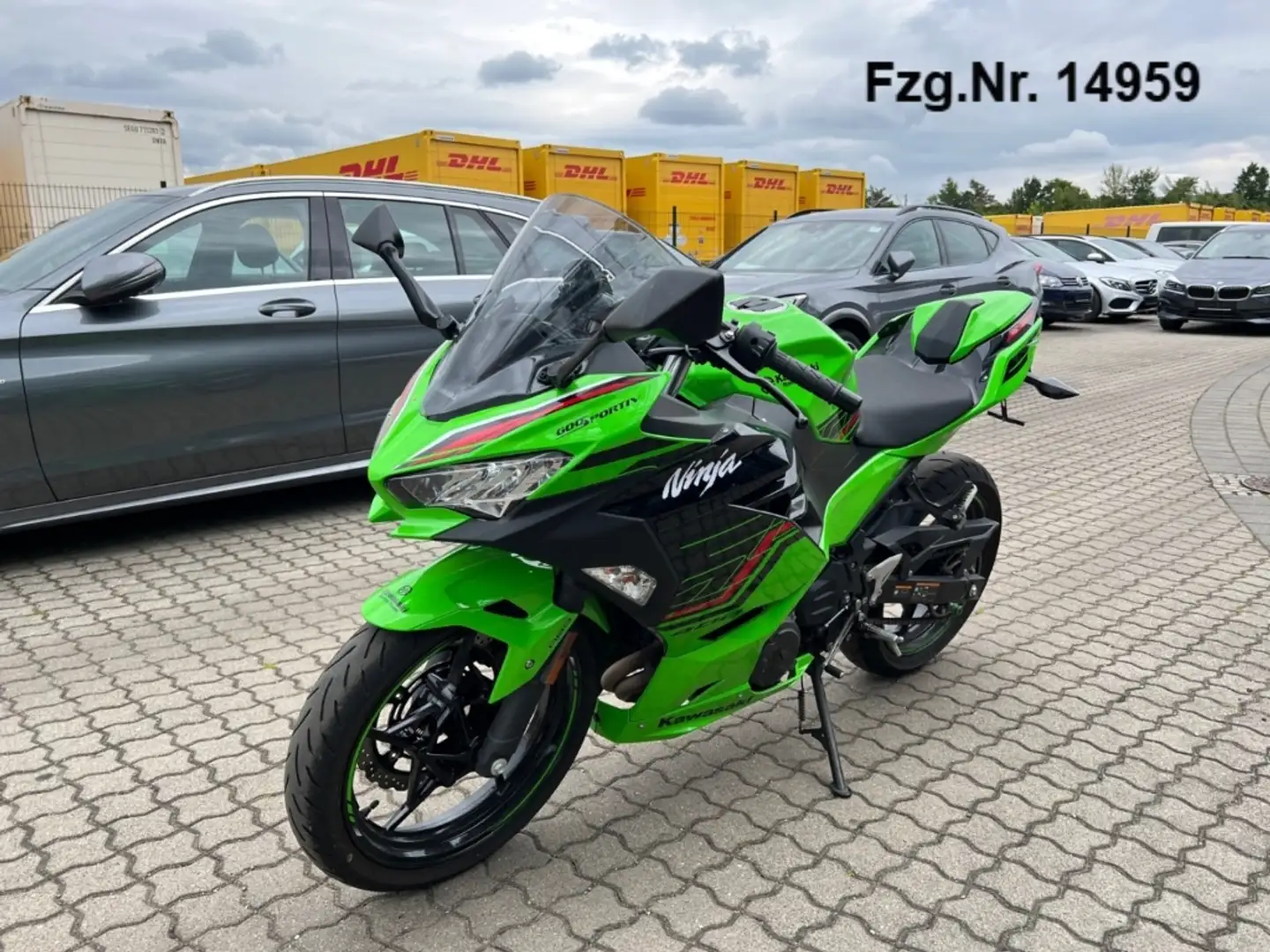 Kawasaki Ninja 400 Performance  Akrapovic Vert - 1