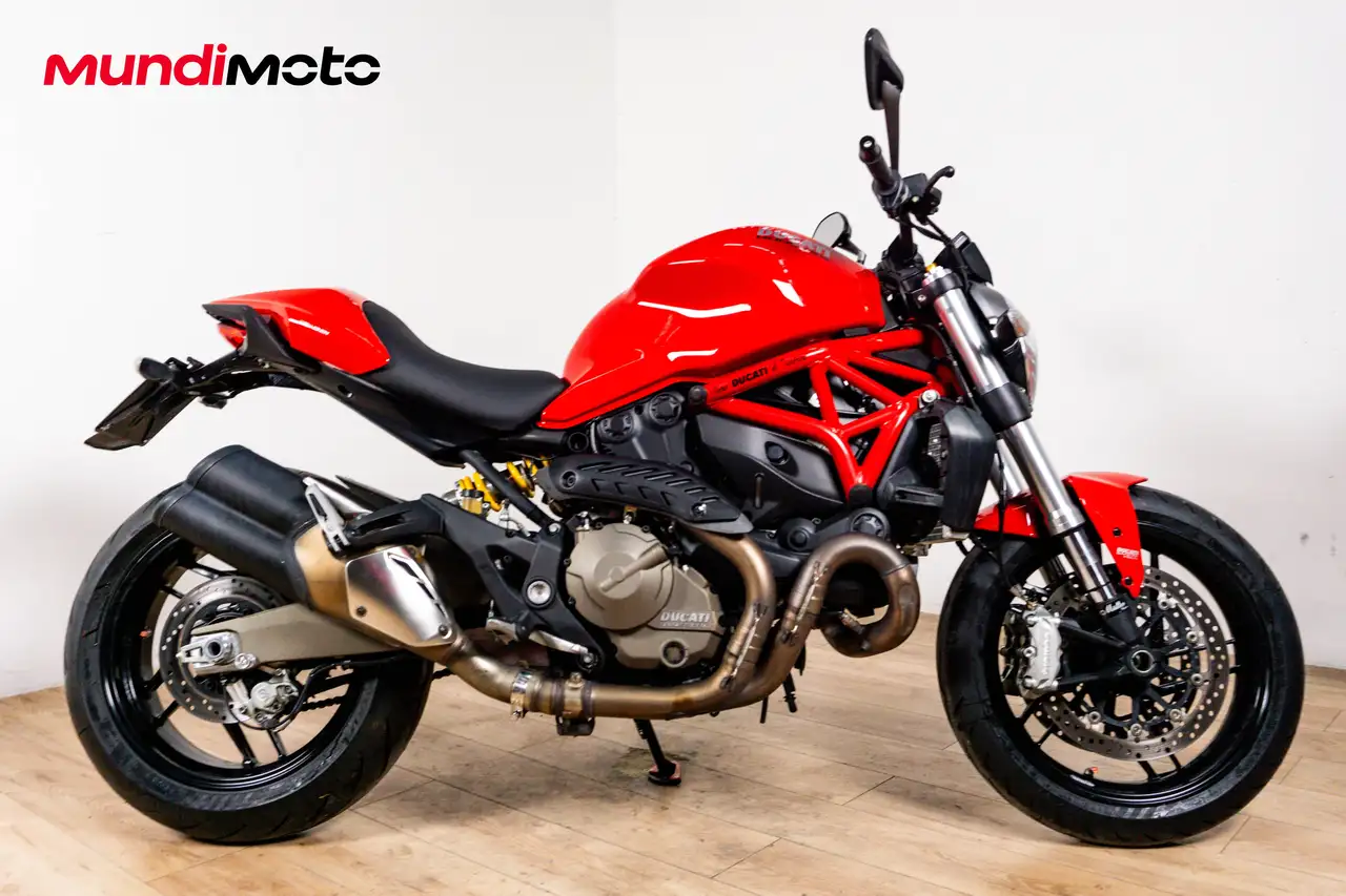 Ducati Monster 821